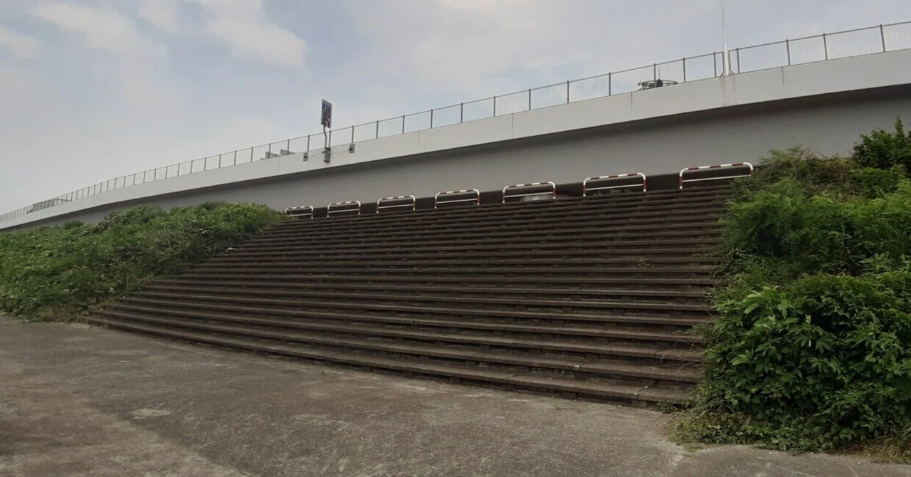 相模 川 多目的 広場