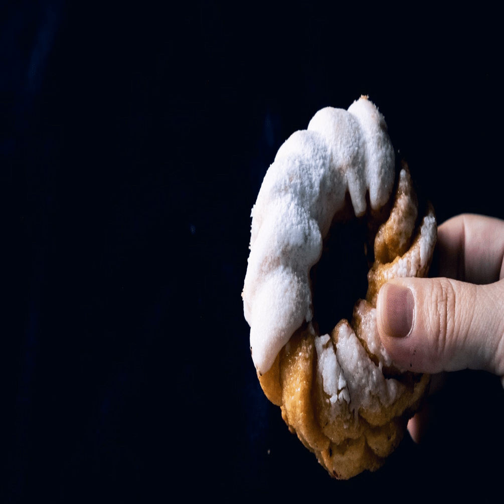 ドーナツが先か、ドーナツの穴が先か。｜松田茉莉 さざなみぶんがく