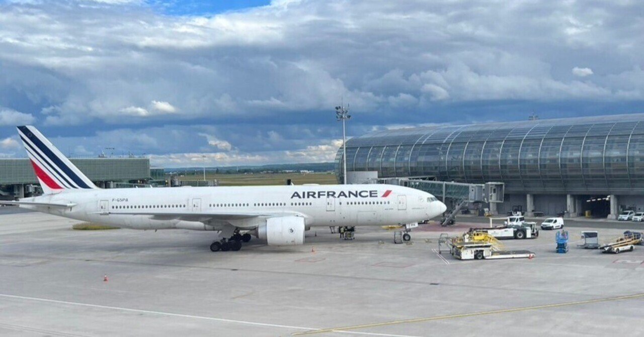 母と娘のパリ日記-12】シャルルドゴール空港、また来るね