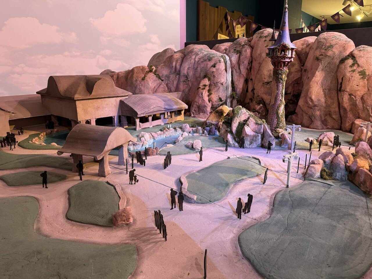 非売品　希少　フローズンファンタジー　特大パネル すごい！ファンタジースプリングスマジック！！ | 時々、お出かけし