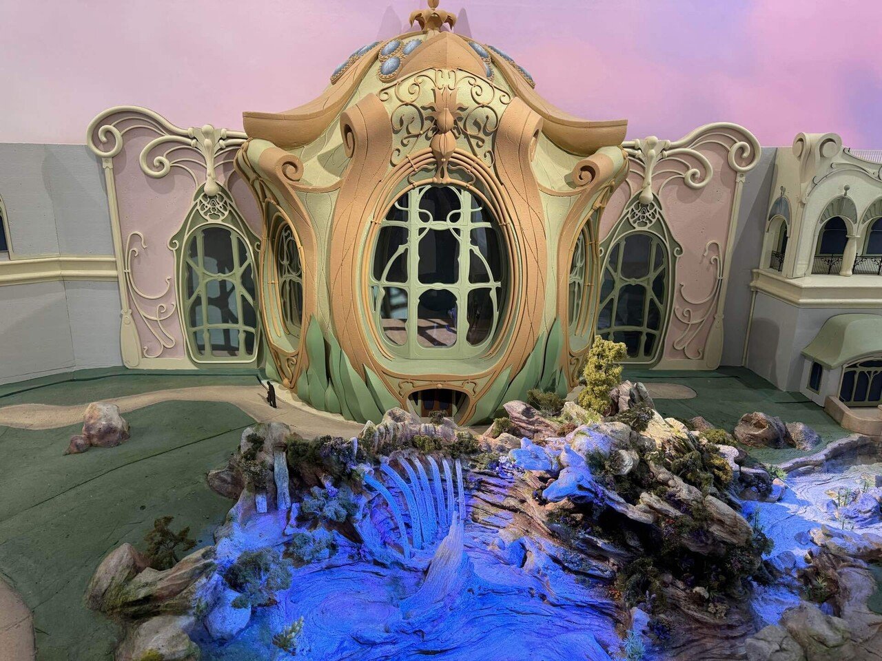 ファンタジースプリングス・ニューチャプタービギンズ展