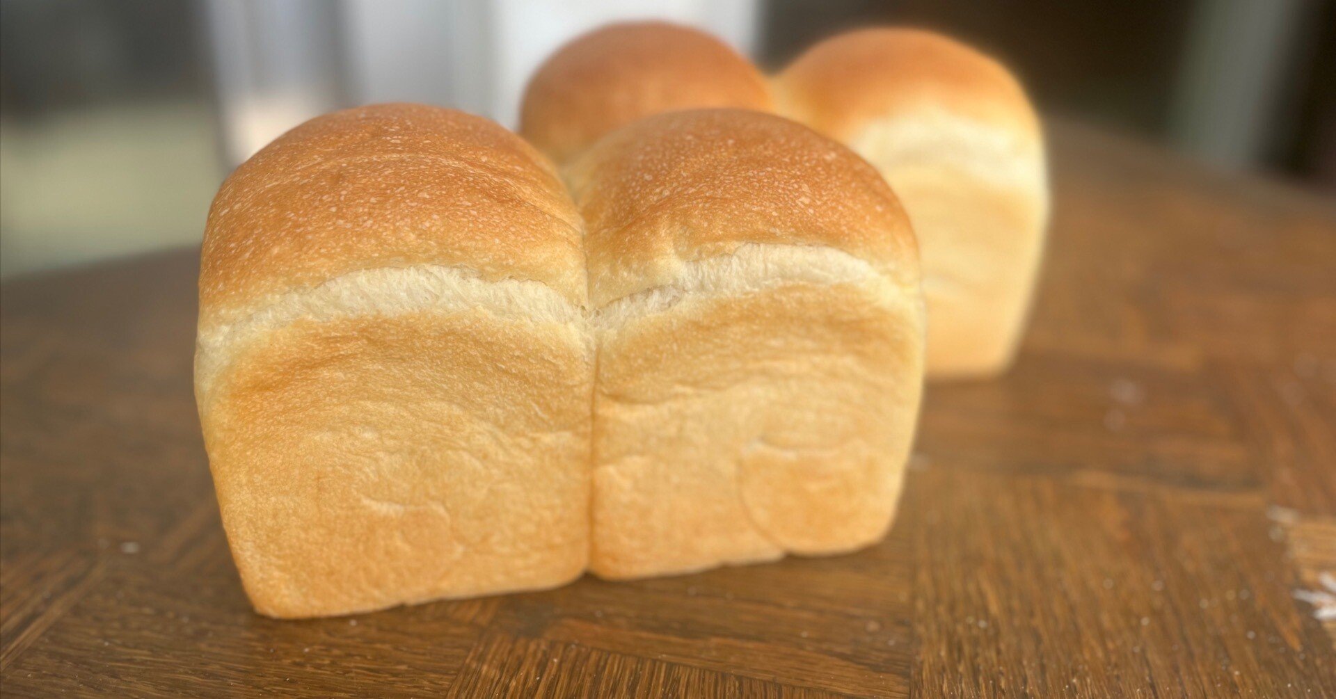日本のパン販売の歴史（ウチキパン・新宿中村屋・木村製パン）｜Tomomi