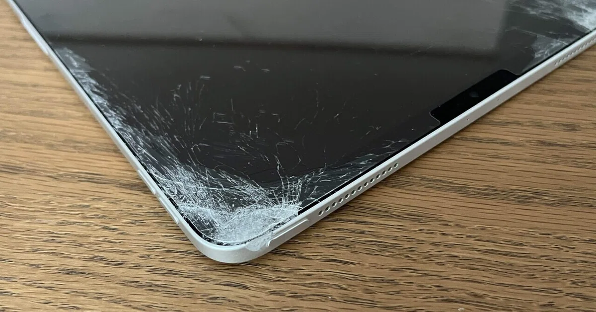 不幸】愛するiPad、手を滑らせて液晶バキバキにしてしまった話【Apple 