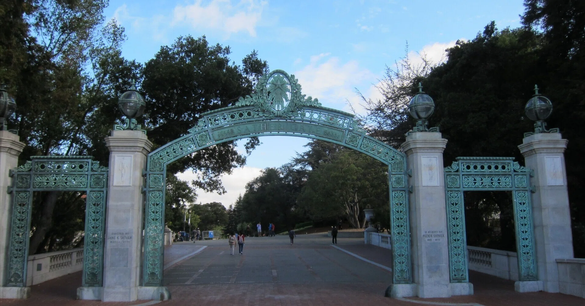 文武両道のマンモス州立大学：カリフォルニア大学バークレー校【UCB