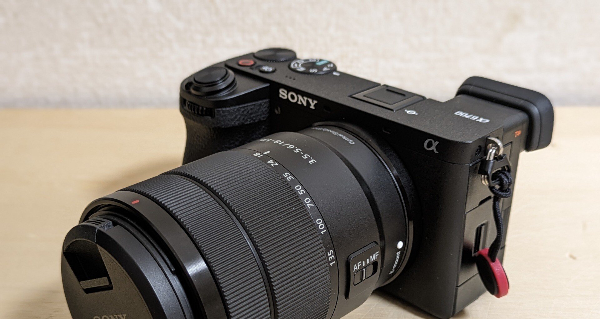 Sony a6700 ミラーレスカメラ 18-135mmレンズバンドル + ワイヤレス