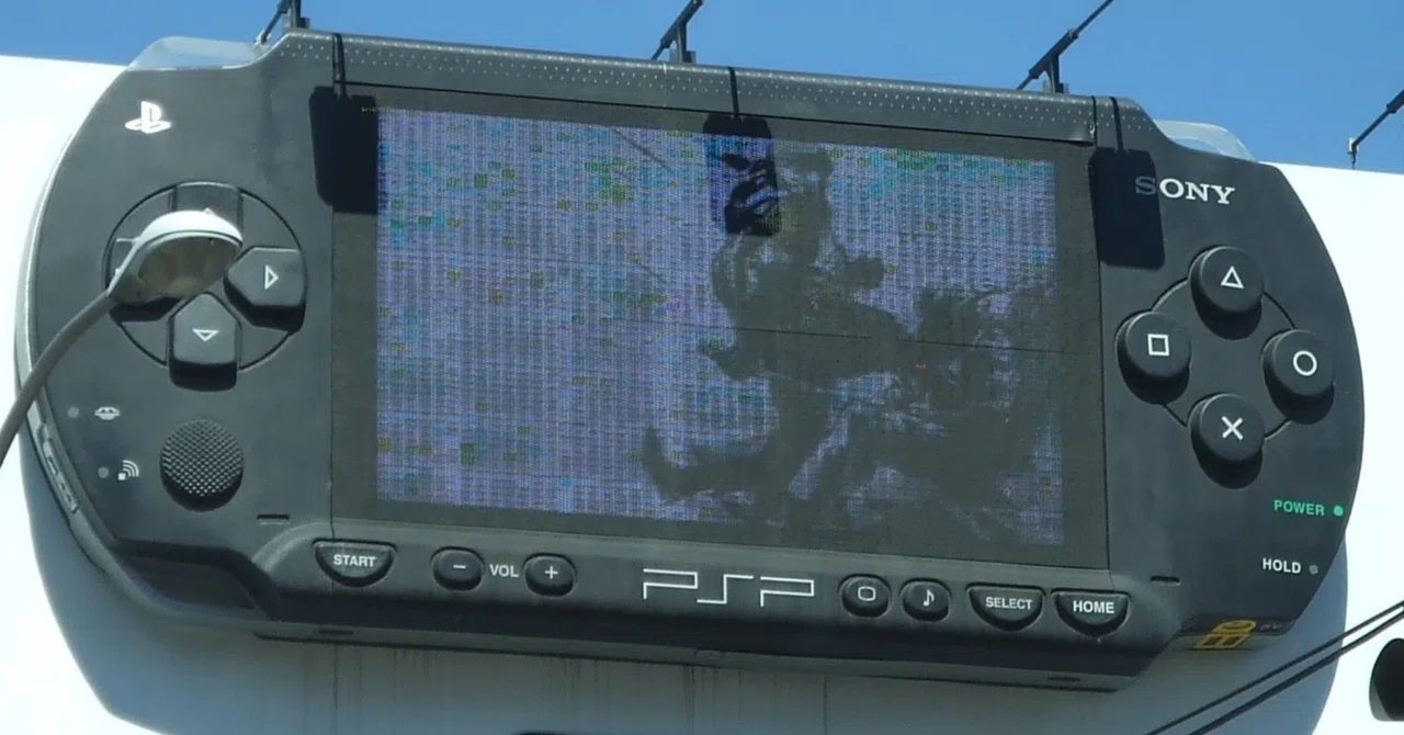 PSPからPS Vitaへ！SONYの携帯ゲーム機の成功と課題を追う！｜Gabriel