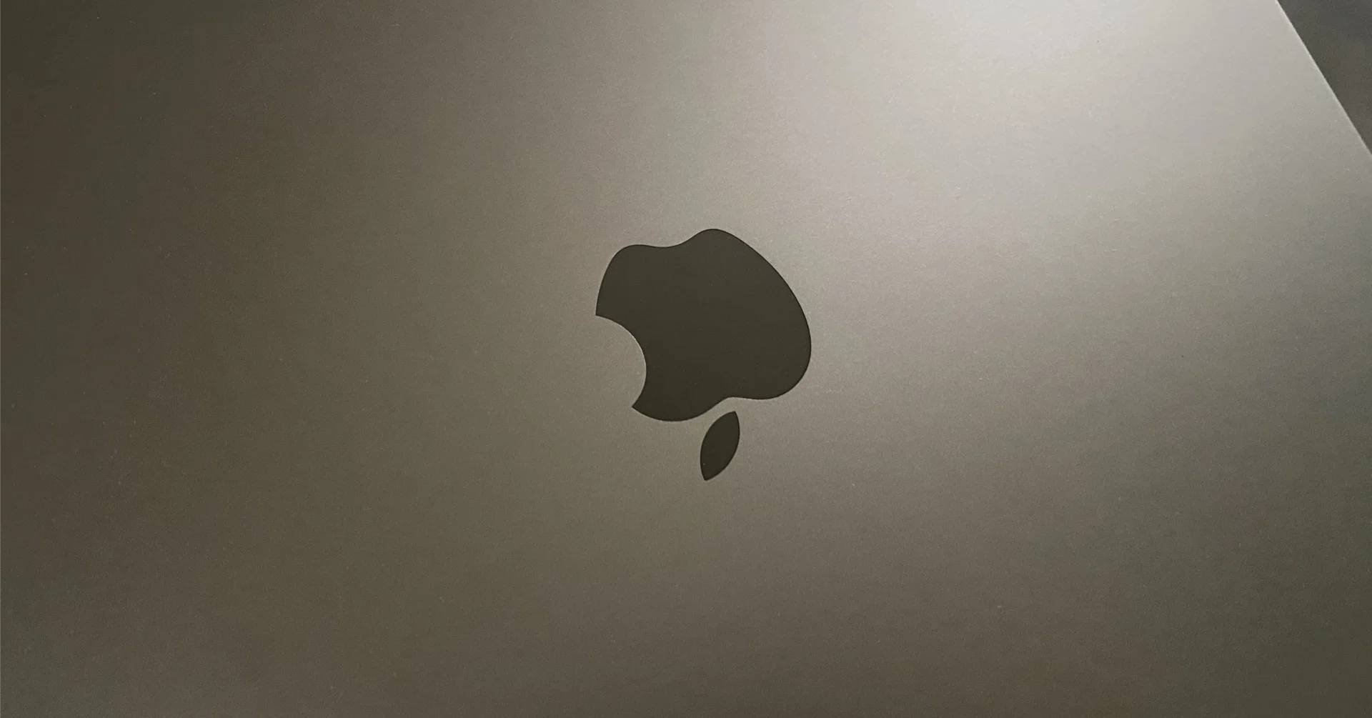 小話】MacBookの色についてただ感想するだけ|MtOjiisan【毎週 小話】MacBookの色についてただ感想するだけ|MtOjiisan【毎週