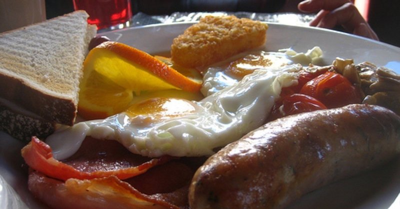 週刊めいろま Vol 49 離婚で例えるスコットランドとイングランドの仲の悪さ イギリスさんはブラック労働で死にそうな夫 スコットランドさんは実家にニート弟と無年金の親がいるカード 借金だらけの専業主婦 May Roma めいろま Note