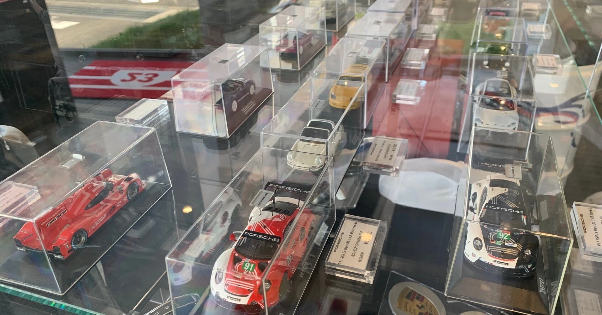 エ*ー様 ミニカー　モデルカー　ジャンクまとめて モミの樹を背負ったクリスマス仕様のポルシェ911'73カレラRS2.7｜金子