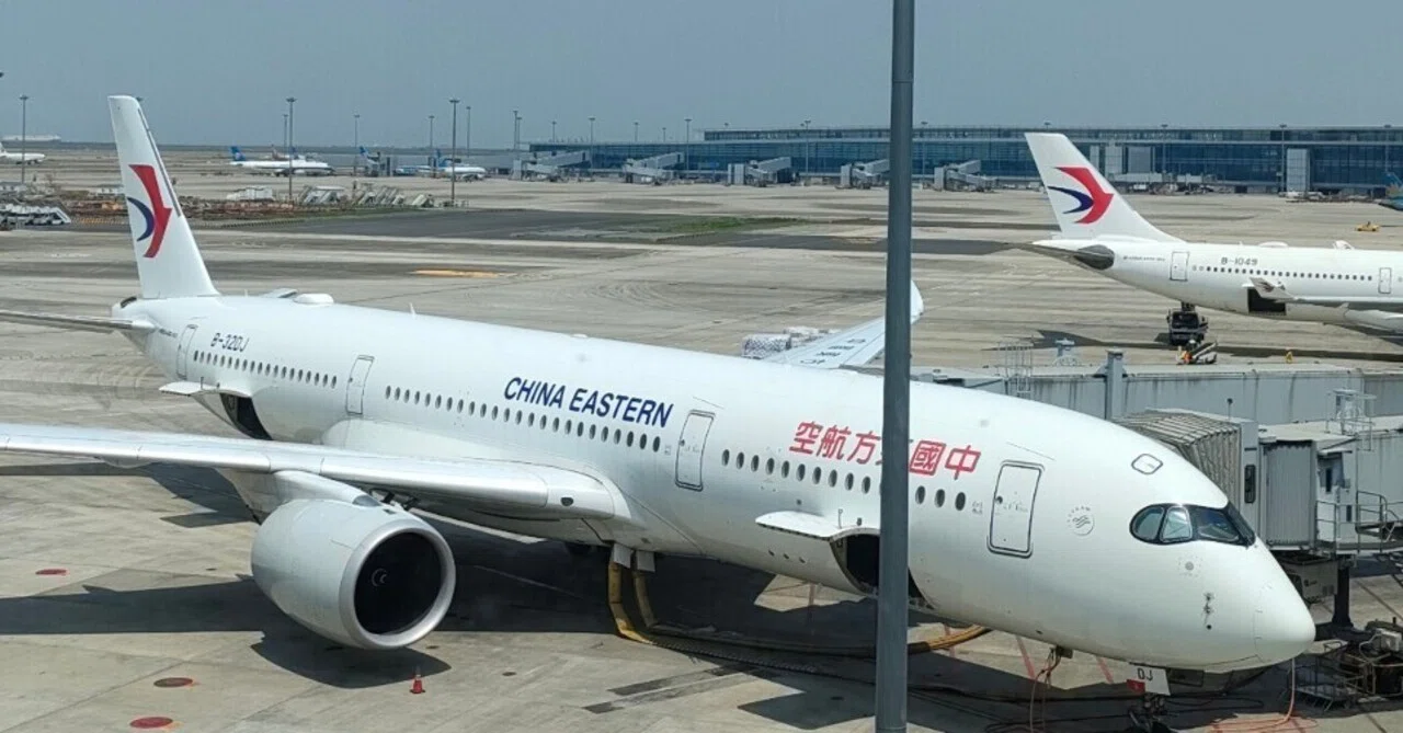 中国 東方 航空 乗り継ぎ 失敗