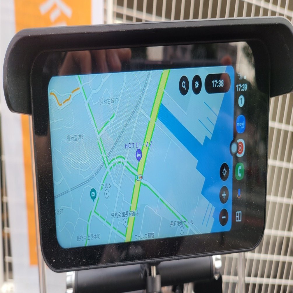 安価で手に入れたAndroidAuto/CarPlay対応のバイク用モニタが思った