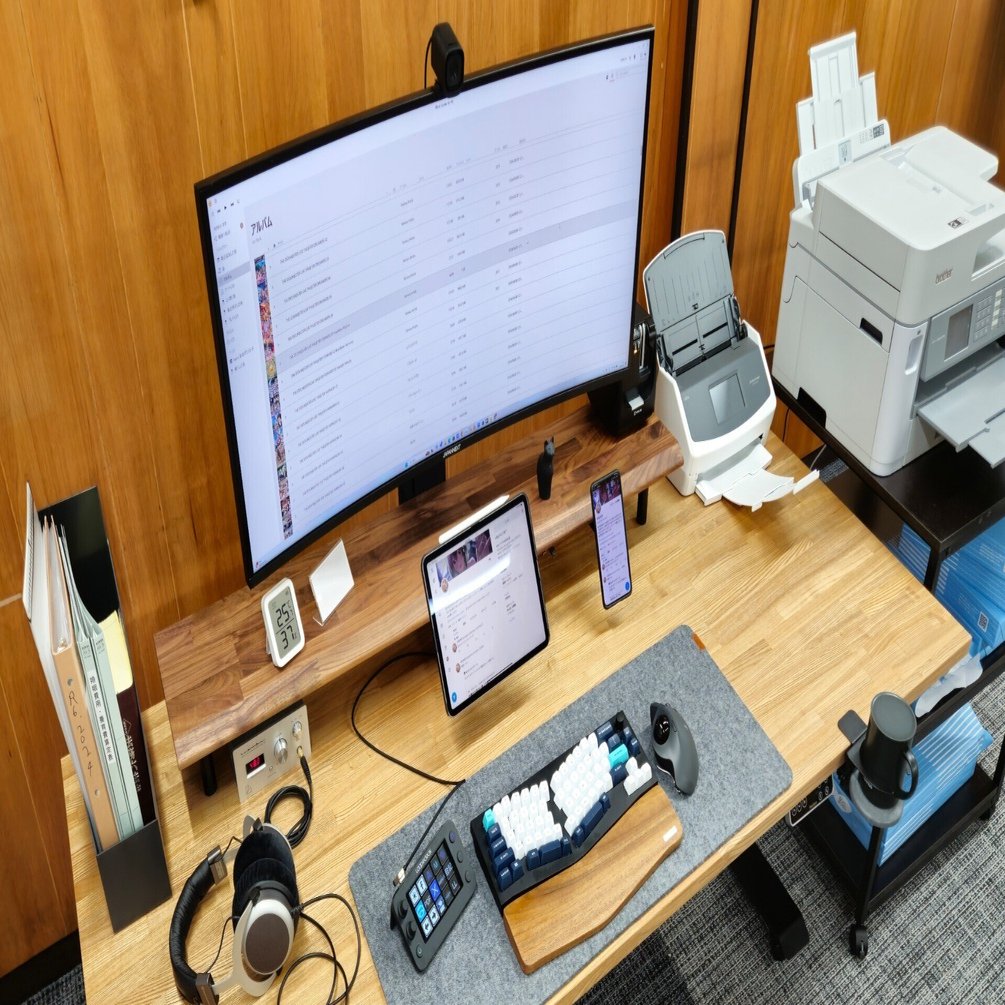 100万円デスクツアー｜キモオタ