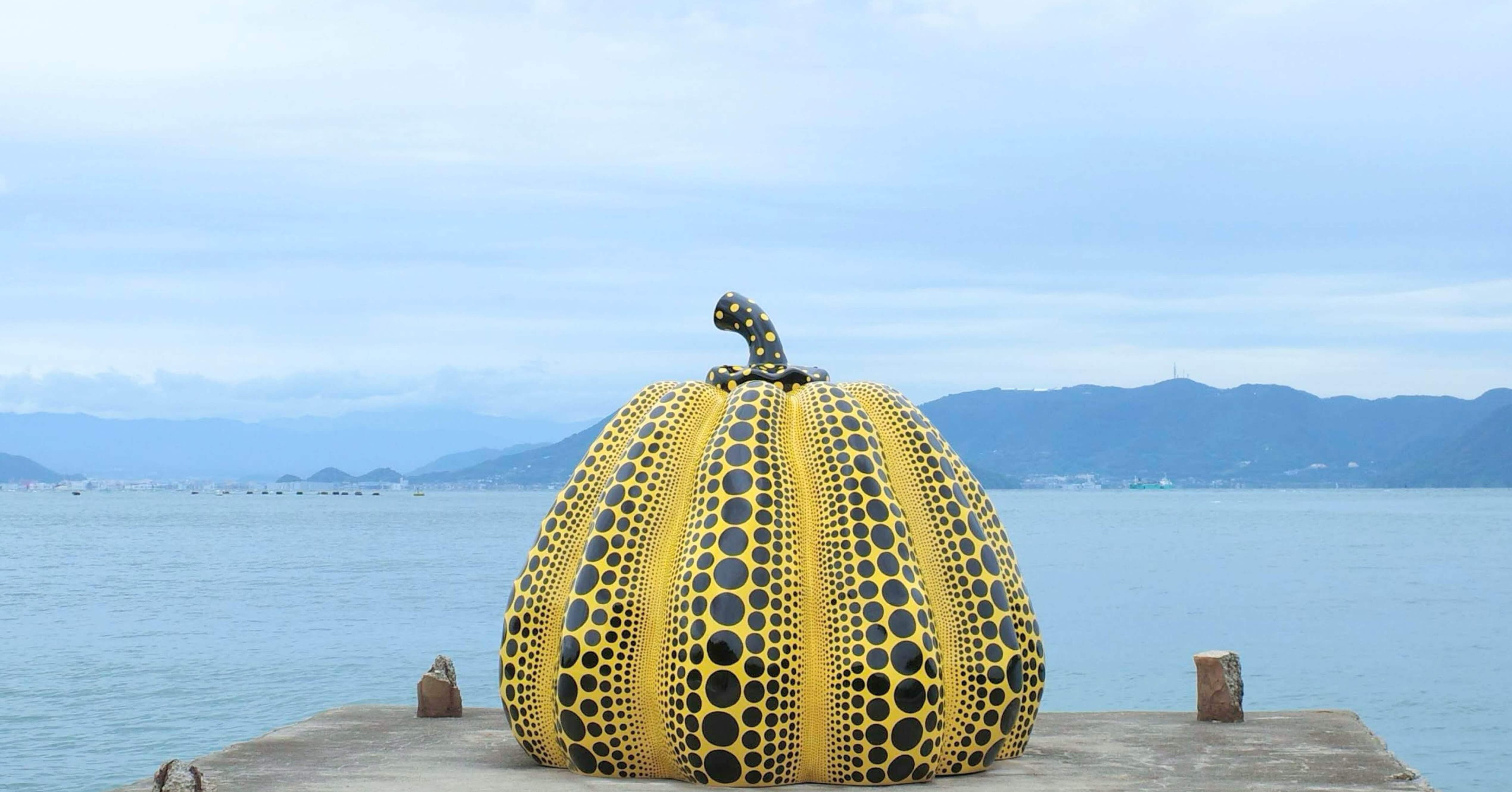 3【瀬戸芸】直島で感じる現代アート 草間彌生と李禹煥が作る空間｜なつ