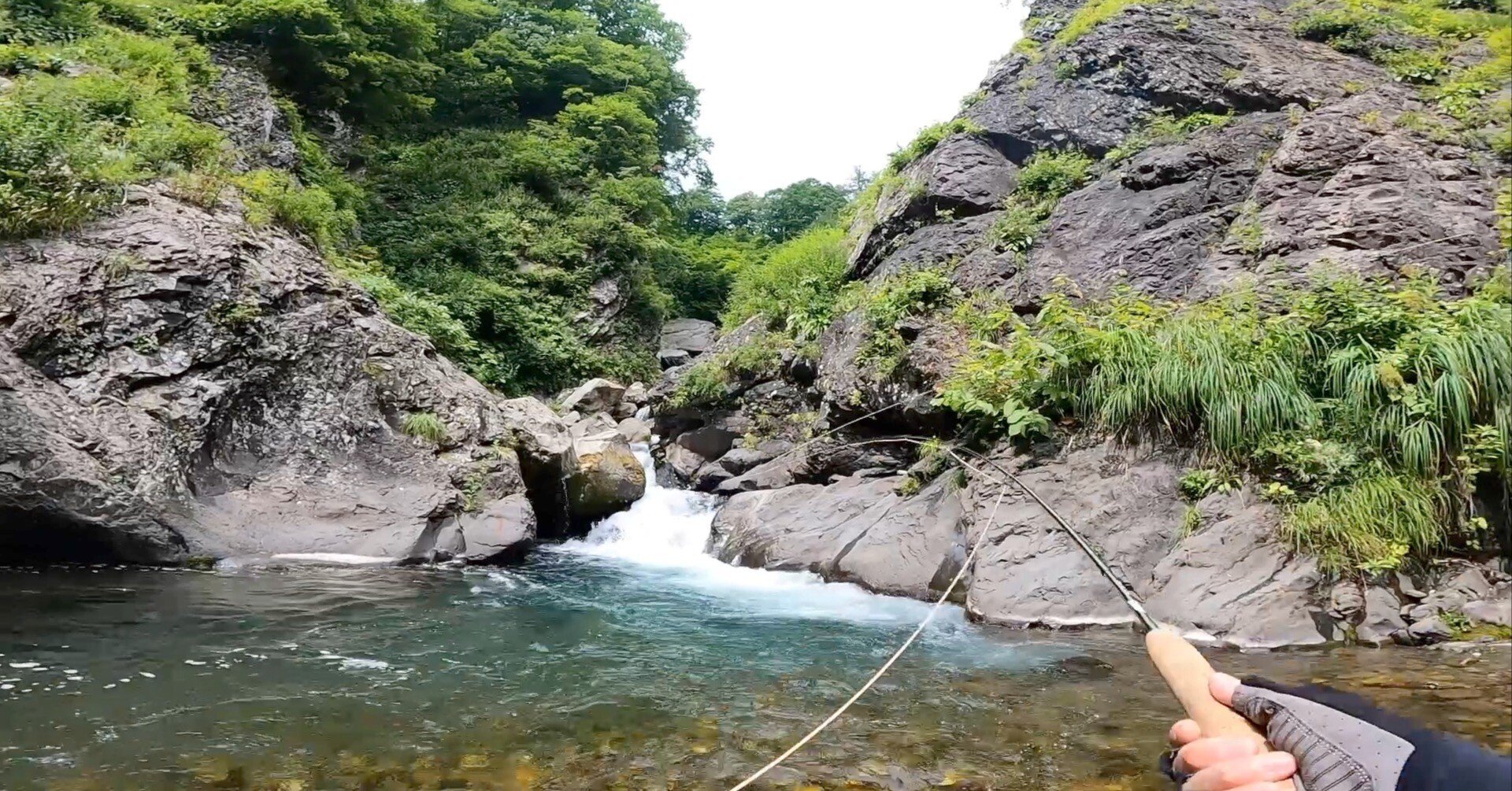 （真作）渓流の釣り Gama Keiryu Seikoho RIV - Immerse yourself in the world of