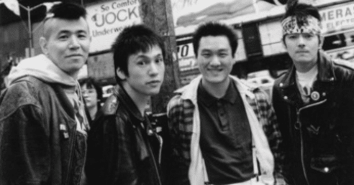 THE BLUE HEARTS on TV/ブルーハーツが聴こえない Amazon.co.jp: ブルーハーツが聴こえない HISTORY OF THE BLUE