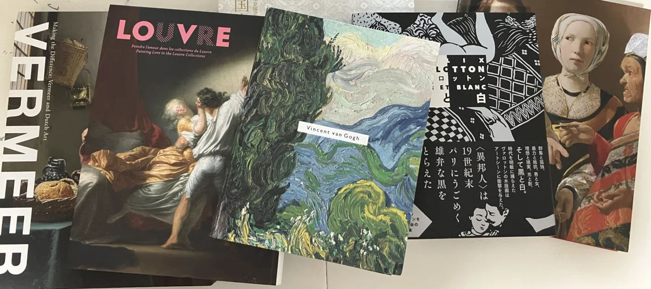 美術展の図録を断捨離！！｜SoRA