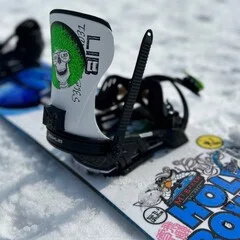 Burton Seven｜Brushie