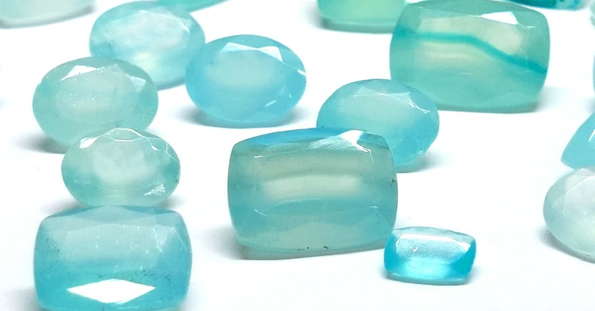 レアストーン スミソナイト 高品質 ルース ふんだん 希少 4.75ct