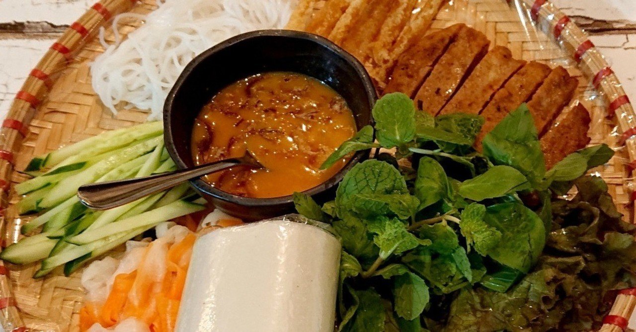 新しくできたベトナム料理屋さんがマニアックなメニューもあって面白かったよ 新宿御苑前 ア リトル ハノイ10 15オープン じょいっこ Note