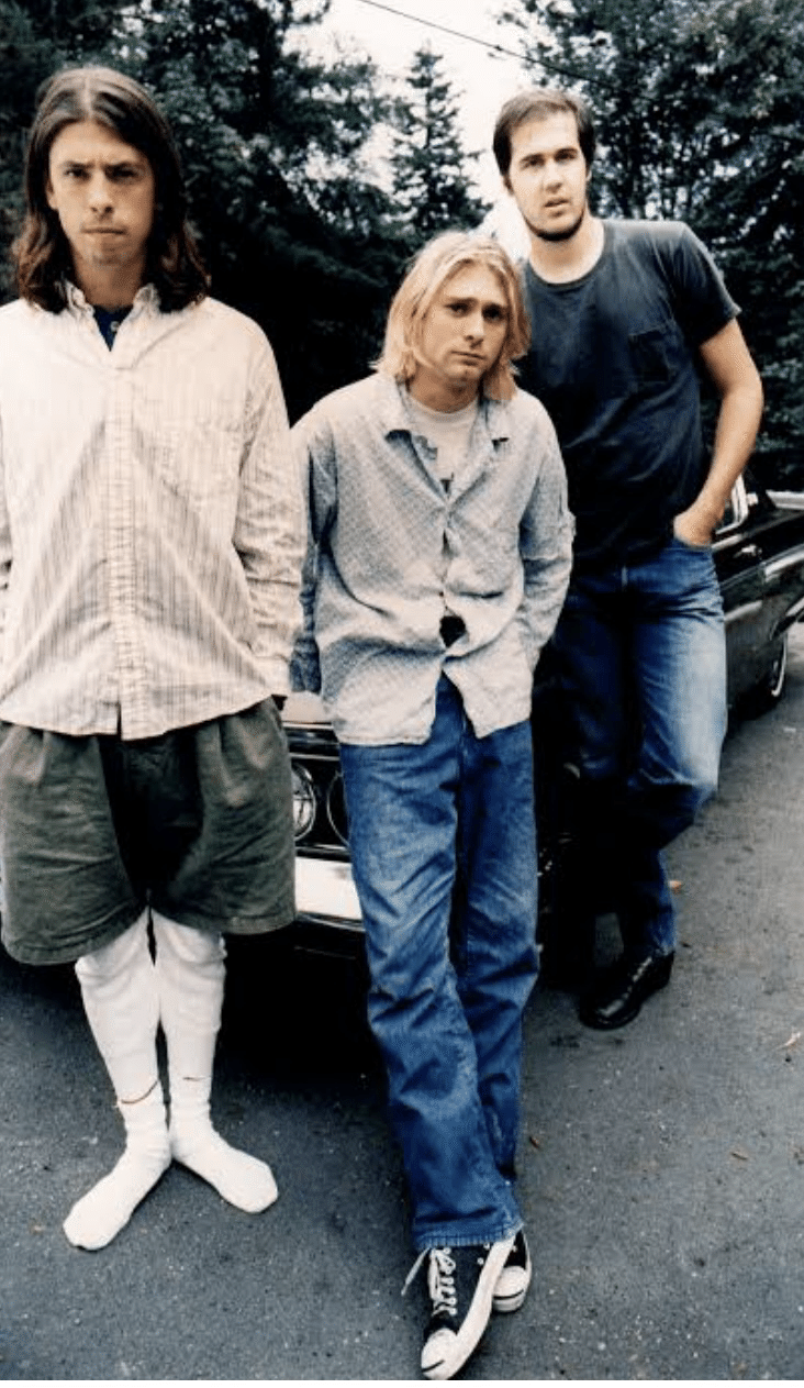 ハイテクスニーカー飽きた方へ】コンバース流行るかも【カートコバーン