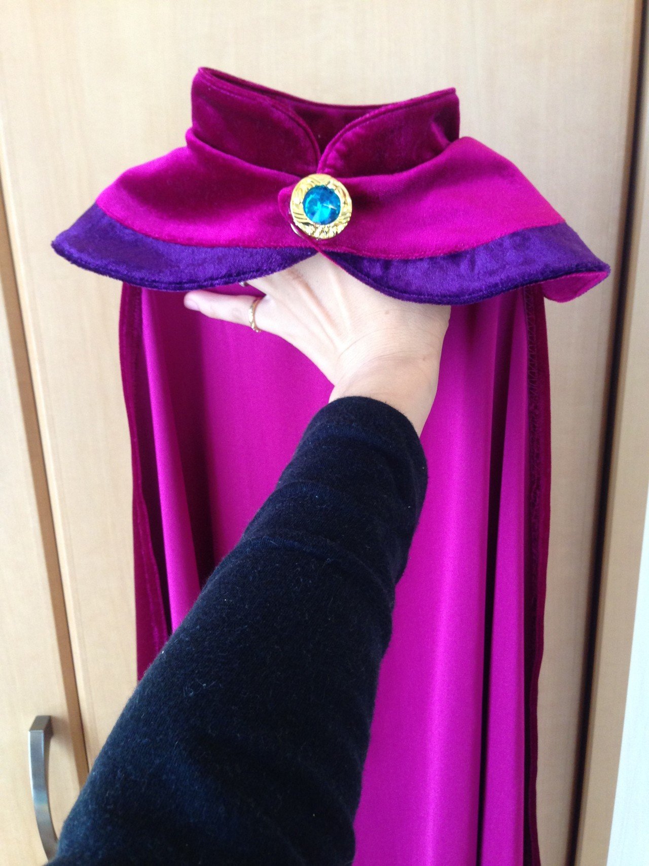 アナと雪の女王 エルサの戴冠式のマント キラリ手芸部 Note アナと雪の女王 エルサの戴冠式のマント キラリ手芸部 Note