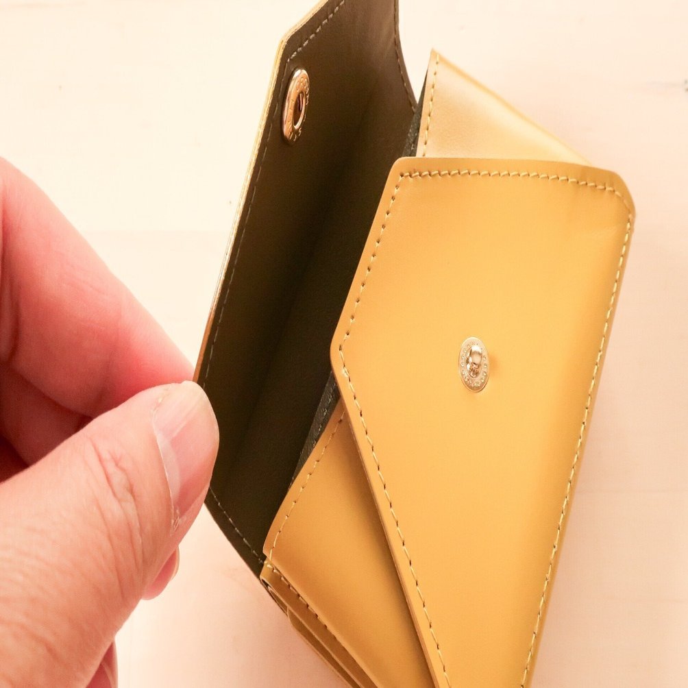 Urukust レザー ミニ財布 北欧暮らしの道具店 URUKUST / ウルクスト / しかくの革財布 - 北欧、暮らしの道具店