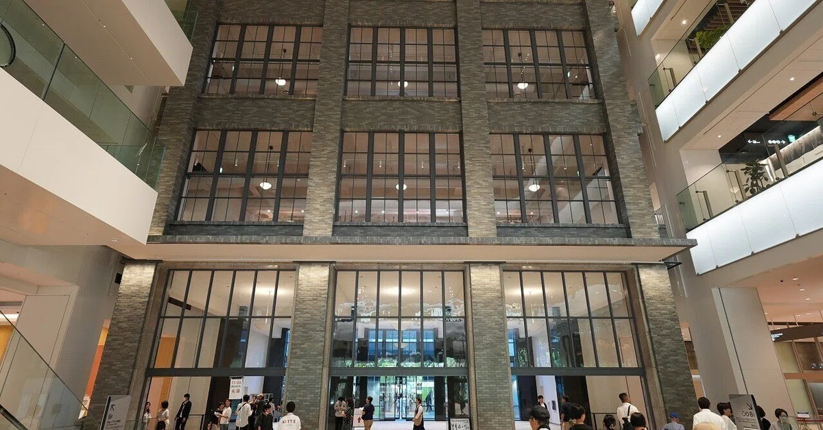 【梅田一極集中】これは令和最新版“アリバイ横丁”か？！JR大阪駅前に爆誕した「KITTE大阪」と「イノゲート大阪」を見物する｜逢阪