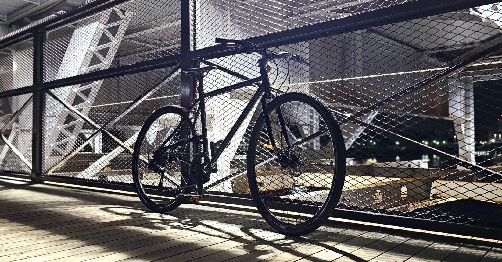 クロスバイクに乗って東京生活を充実させる！移動手段から遊び道具へ