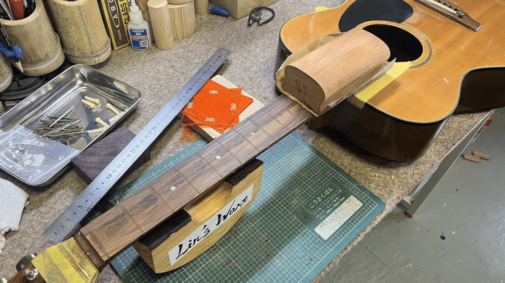 Hamox F-108 初期のYAMAKI製 ファン必見！レア！ ジャンクギター遊び】YAMAKI F-108 フレット交換｜れんたろ