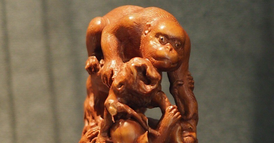 天然石手彫り　￼世界に一つだけ　根付？ 天然石手彫り ￼世界に一つだけ 根付？