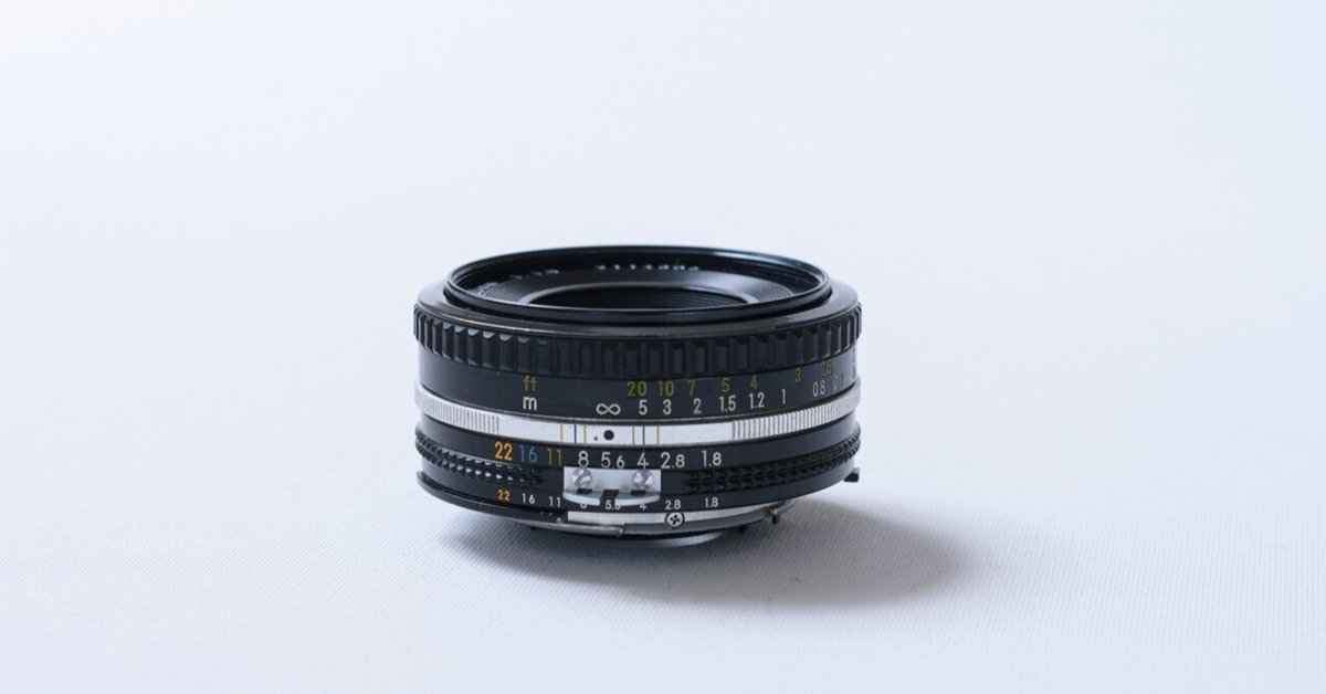 ニッコールレンズとレンズフードの話】『閃光のAI Nikkor 50mm