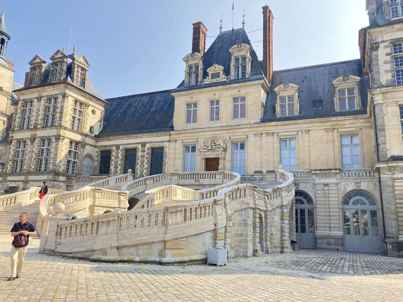 仏王室800年の歴史を持つフォンテーヌブロー宮殿｜Yuki | 日仏デュアル