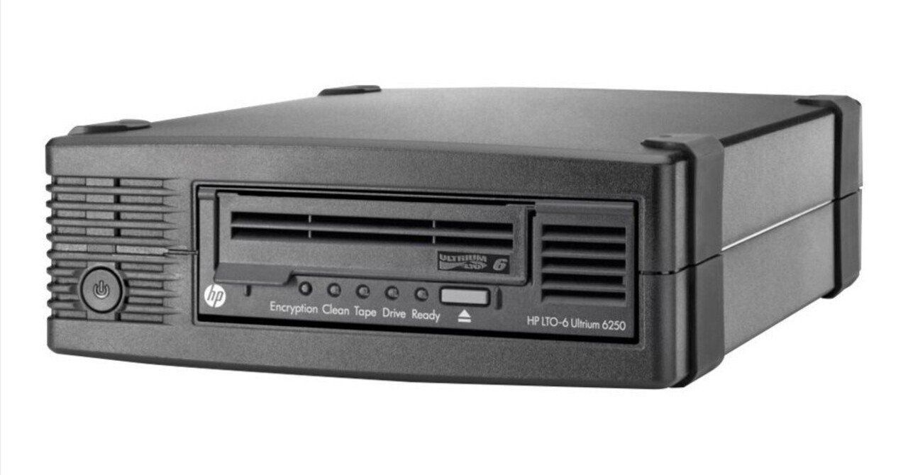 LTOドライブを買ってみたんす｜Cube