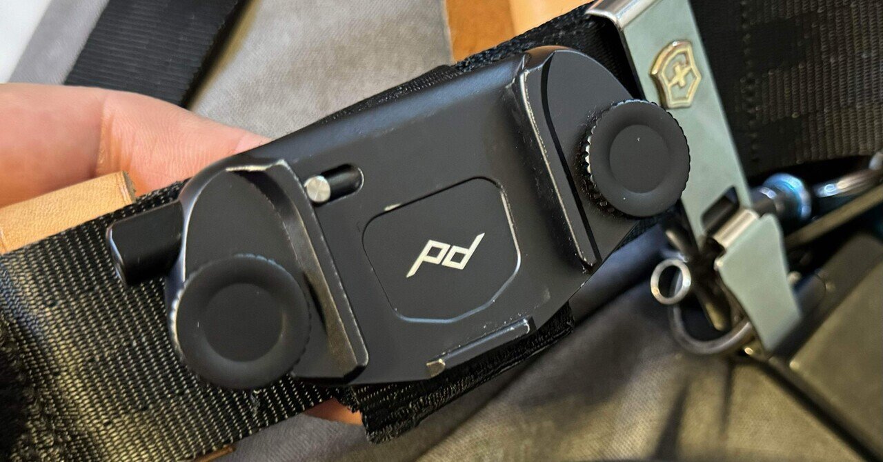 ピークデザインのキャプチャーV3を腰ベルトに取り付けるパーツを ピークデザインのキャプチャーV3を腰ベルトに取り付けるパーツを