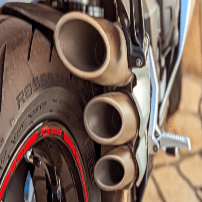 バイク（主にイタ車）の純正マフラーについて｜HAYA