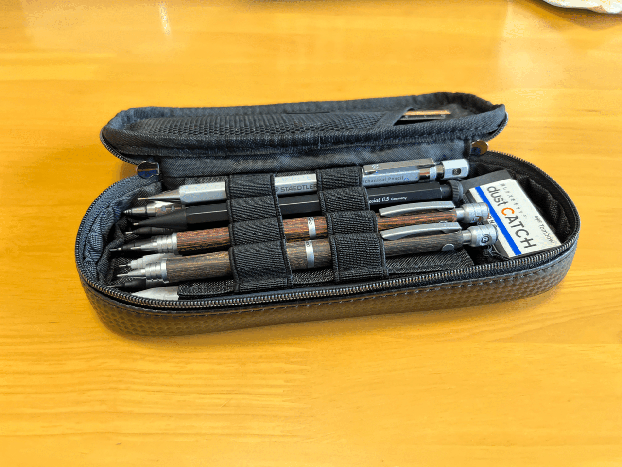 引退品文房具まとめ売り 引退品 文房具、筆箱、シャーペン、ボールペン