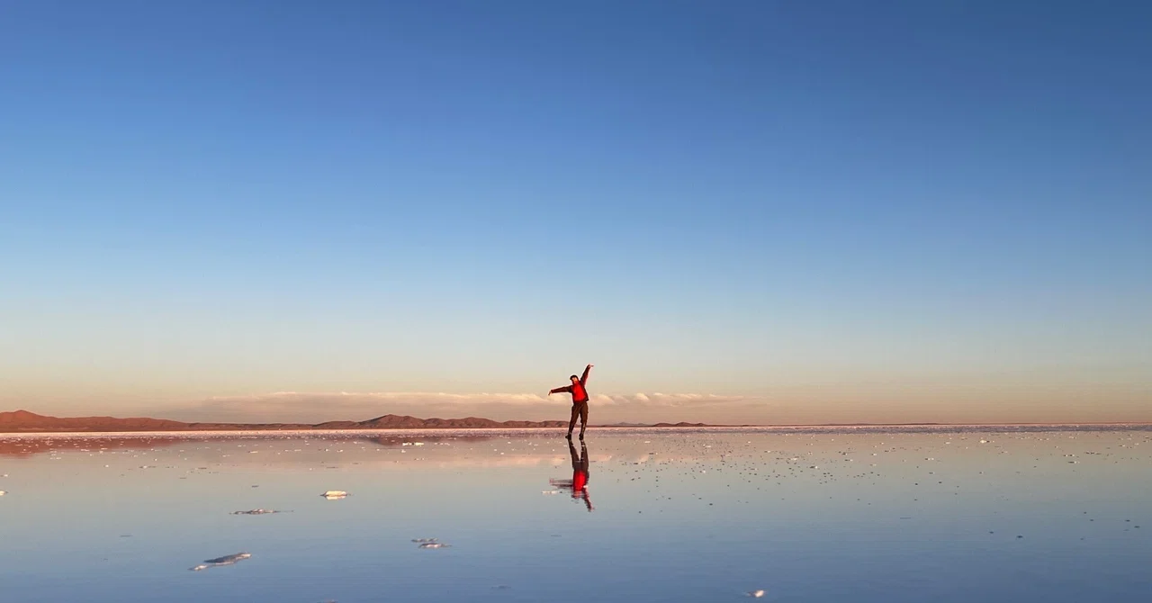 ウユニ塩湖のクリスタル結晶 天空の鏡☆ウユニ塩湖を見に