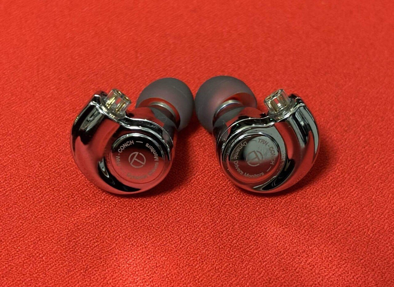 音質◎コスパ神‼️】約3500円のイヤホン「CVJ Nami」「TRN Conch 音質◎コスパ神‼️】約3500円のイヤホン「CVJ Nami」「TRN Conch