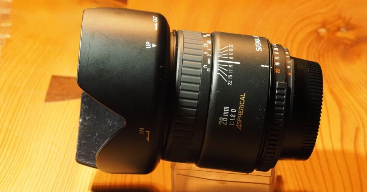レンズ沼の歩き方」SIGMA AF 28mm 1:1.8 D ASPHERICAL ｜saphirinus