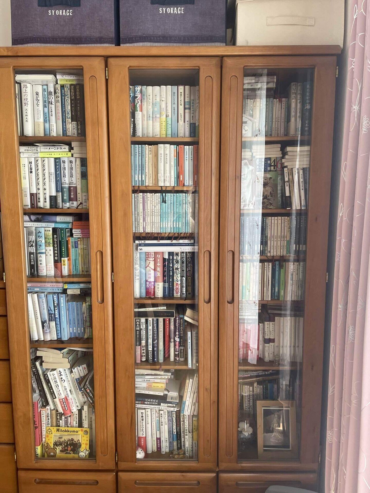 断捨離】私のくるみの木の本棚、1段だけ見てみよう｜Kaori