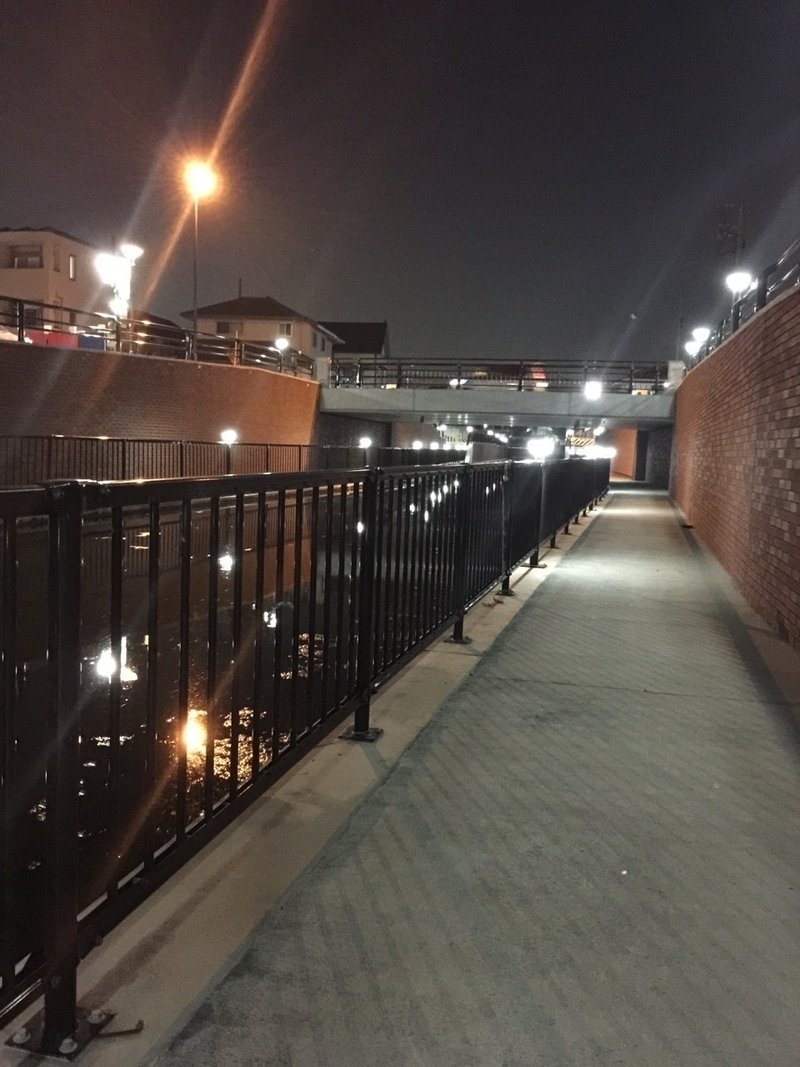 土地を愛する 自然を愛する 時を愛する 物を愛する 芸を愛する 食を愛する 職を愛する 人を愛する 己を愛する 斉羅 舞 舞濱りん Note