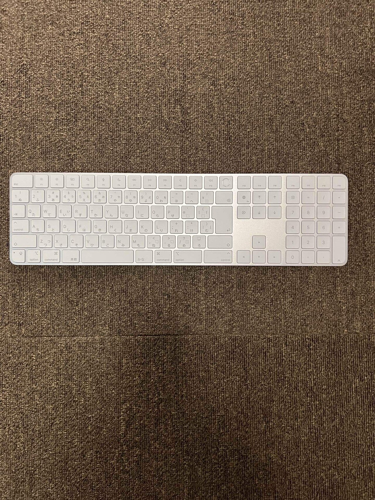 Magic Keyboard フルサイズに急遽、買い替えしました｜hiroto
