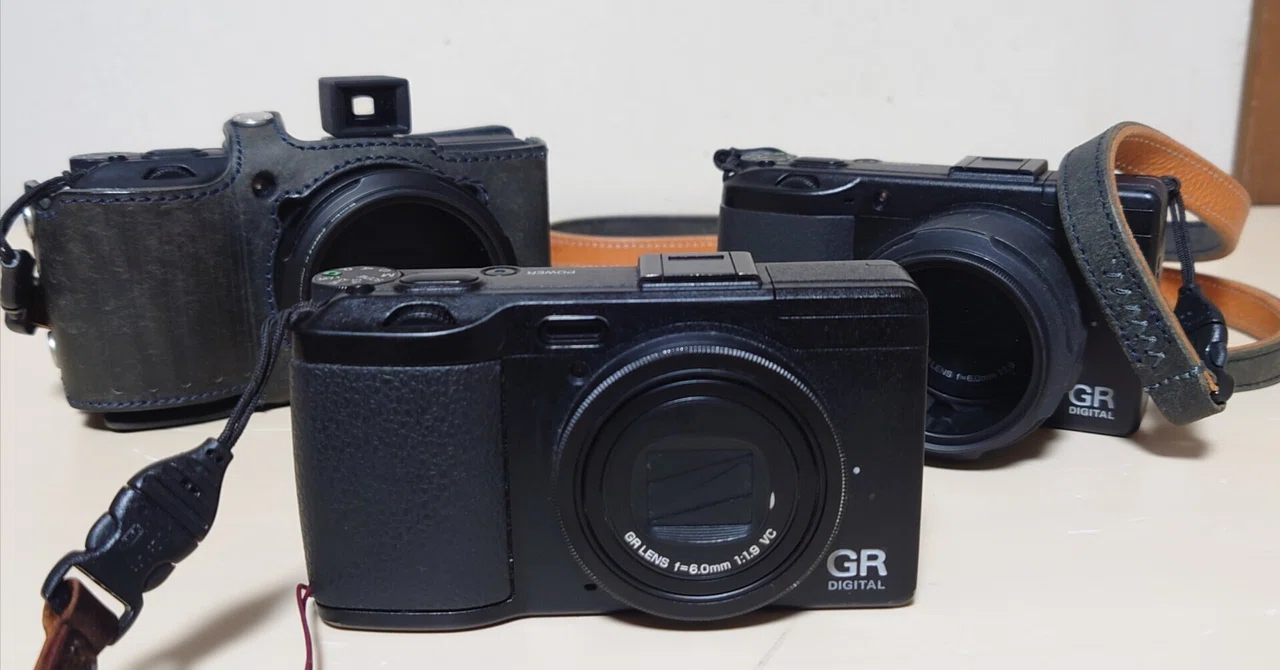 RICOH GR DIGITAL IV デジタルカメラ SH数2338（【中古】RICOH リコー 
