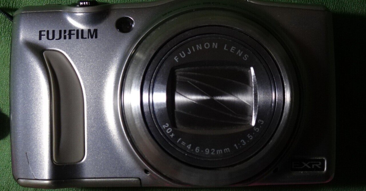 デジタルカメラ レトロ ニコン COOLPIX995 ボタン1個不良 デジタルカメラ レトロ ニコン COOLPIX995 ボタン1個不良 - メルカリ