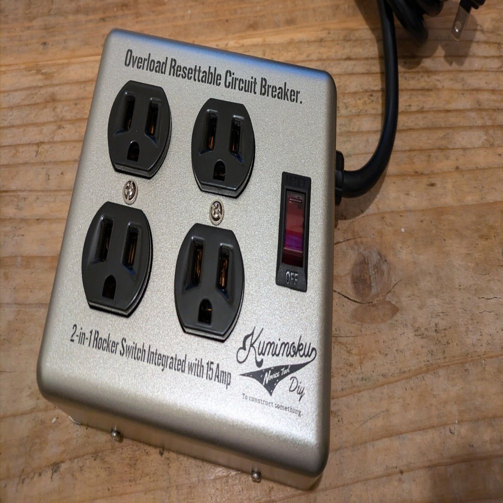 CAINZ(カインズ)】「Kumimoku スチールACタップ 4個口 マットシルバー