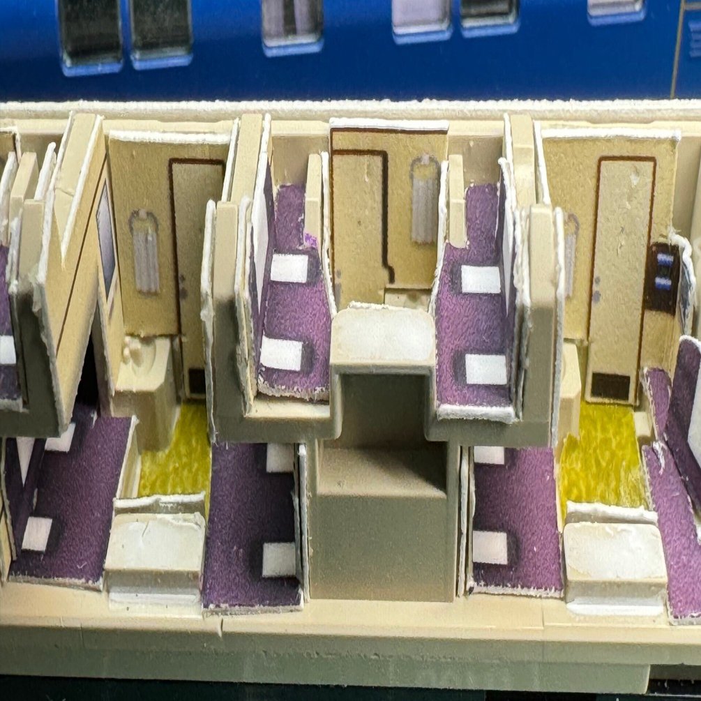 3004 北斗星 ツインデラックス「オロネ25-551」内装クラフトシート取付