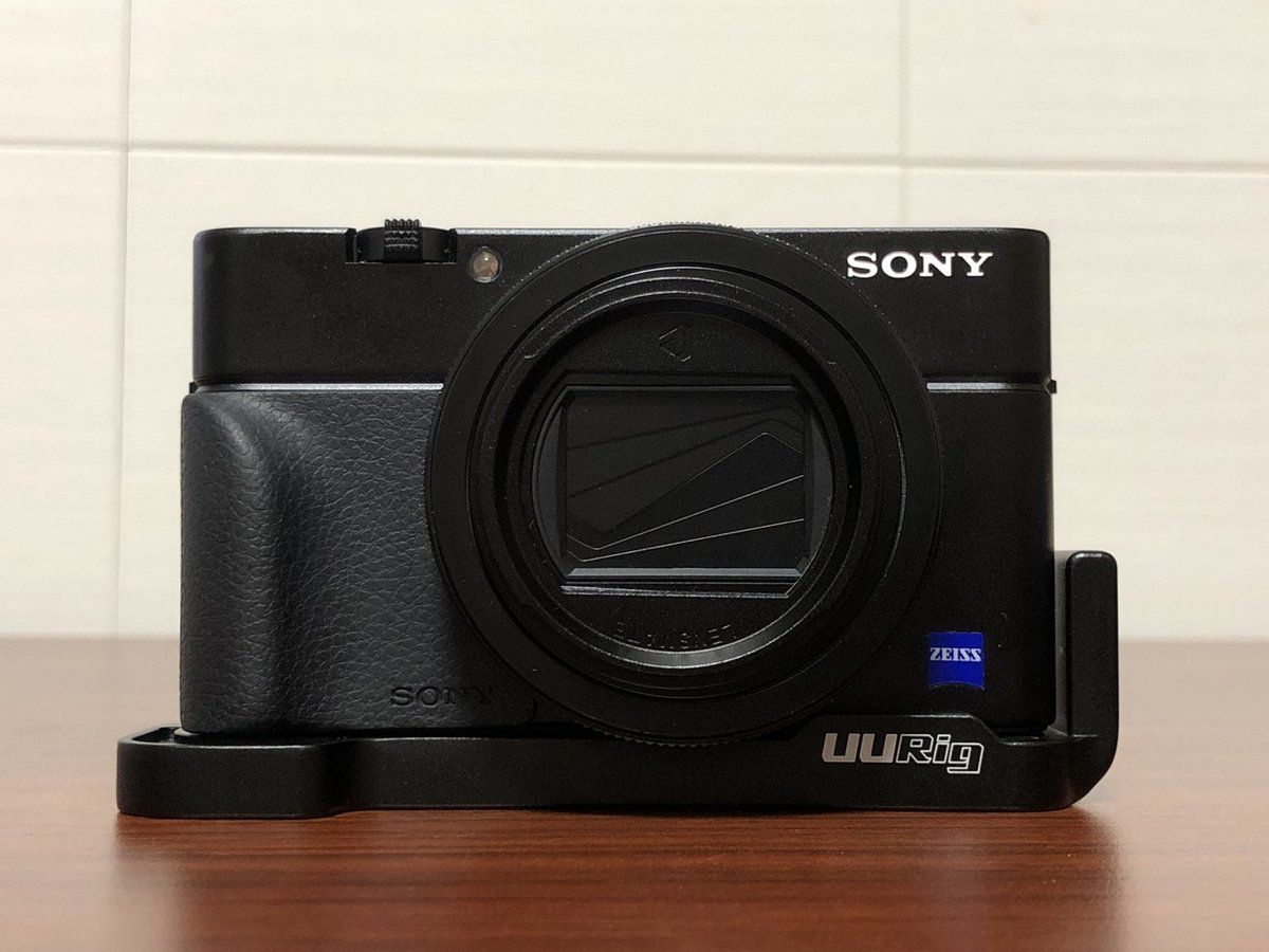 RX100M7のバッテリー・SDカードを取りやすくするリグ（UURig
