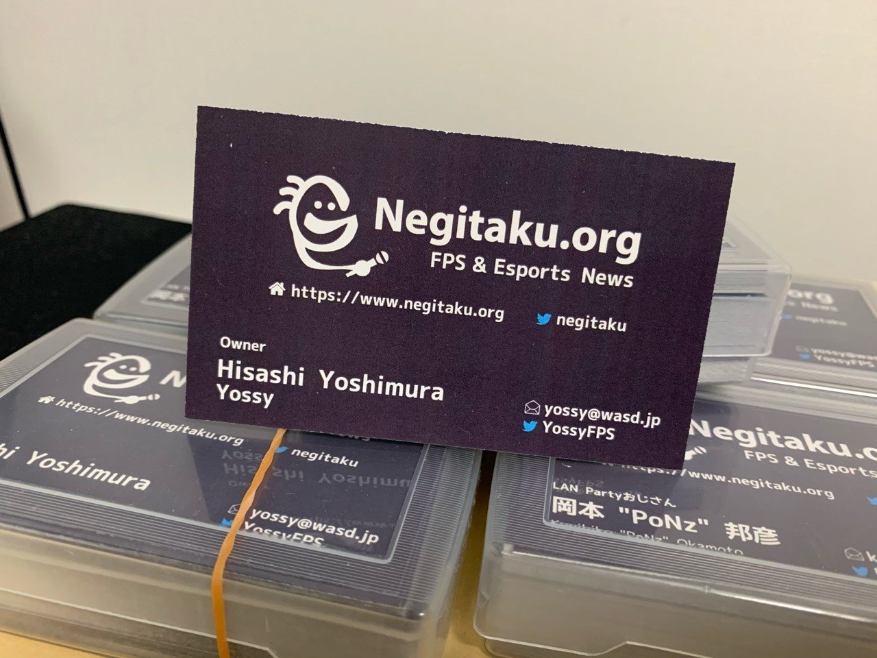 esports大会やイベントで便利、デザインお任せで「ゲーミング名刺」を