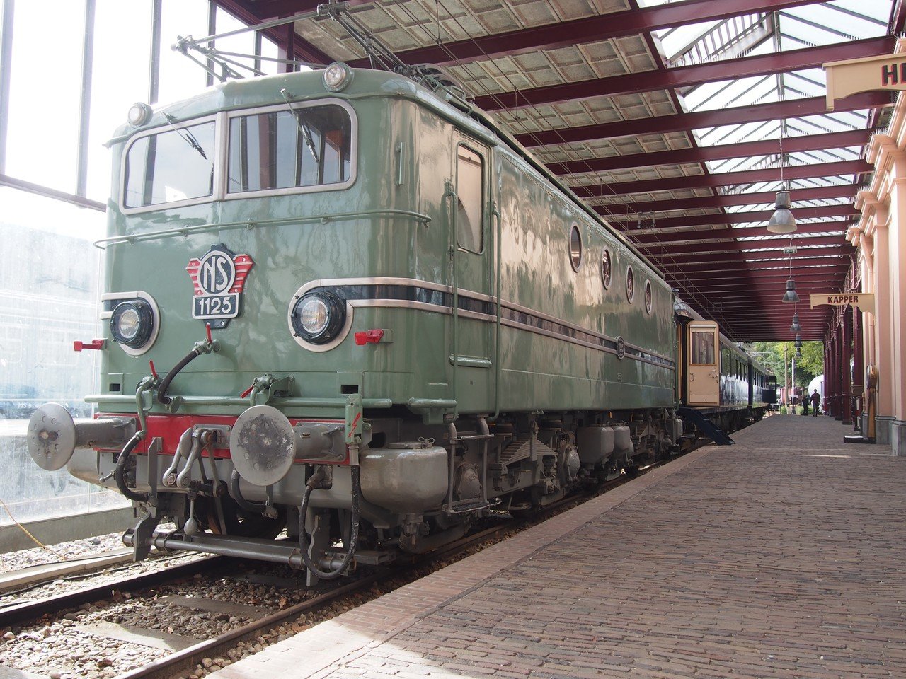 オランダ国鉄（NS）　1200シリーズ　3055 電気機関車 リマ フランス国鉄 オランダ国鉄（NS） 1200シリーズ 3055 電気機関車 リマ