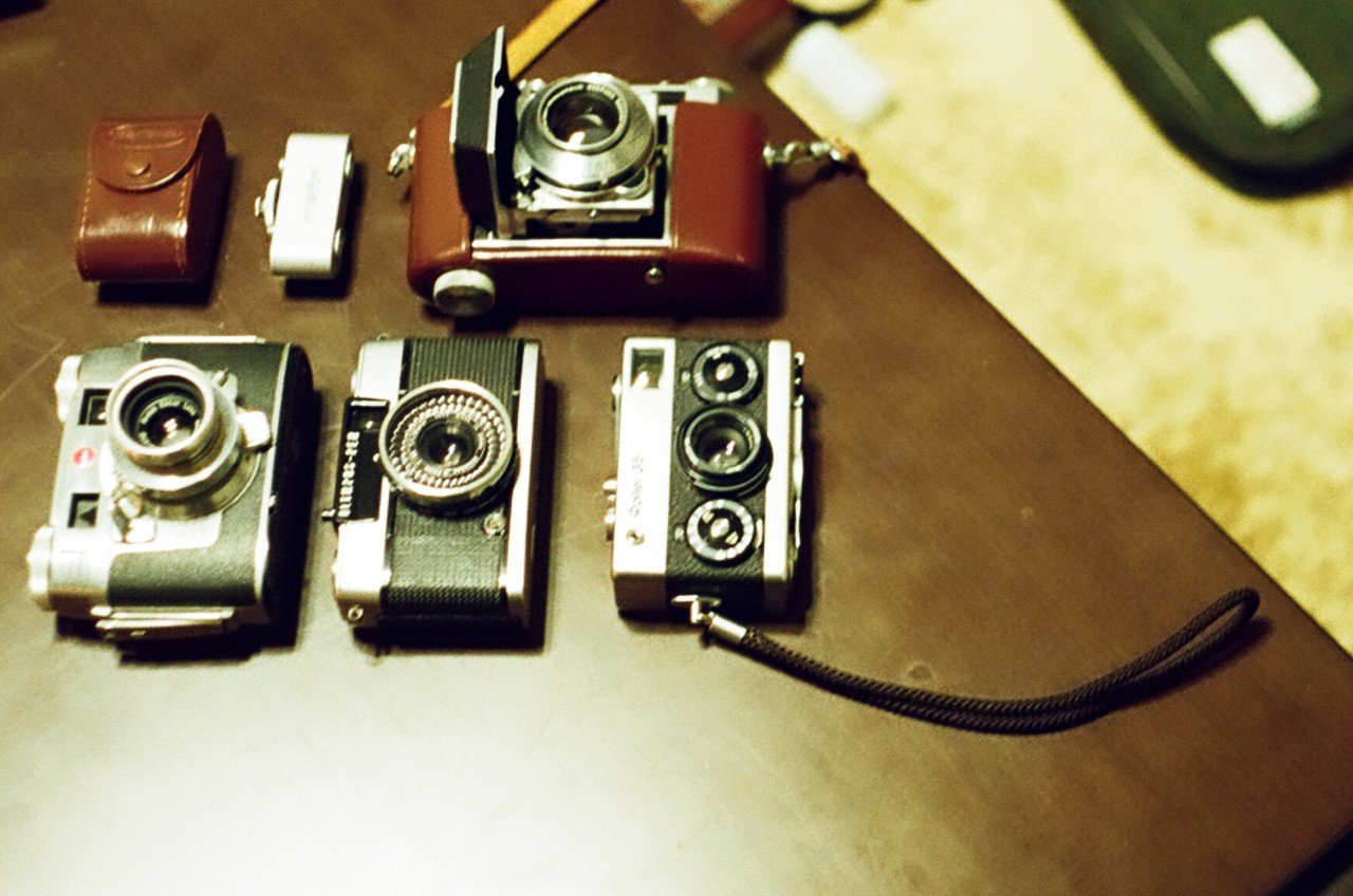 KONICA C35FD - フィルムカメラレビュー|Hisa Foto KONICA C35FD - フィルムカメラレビュー|Hisa Foto